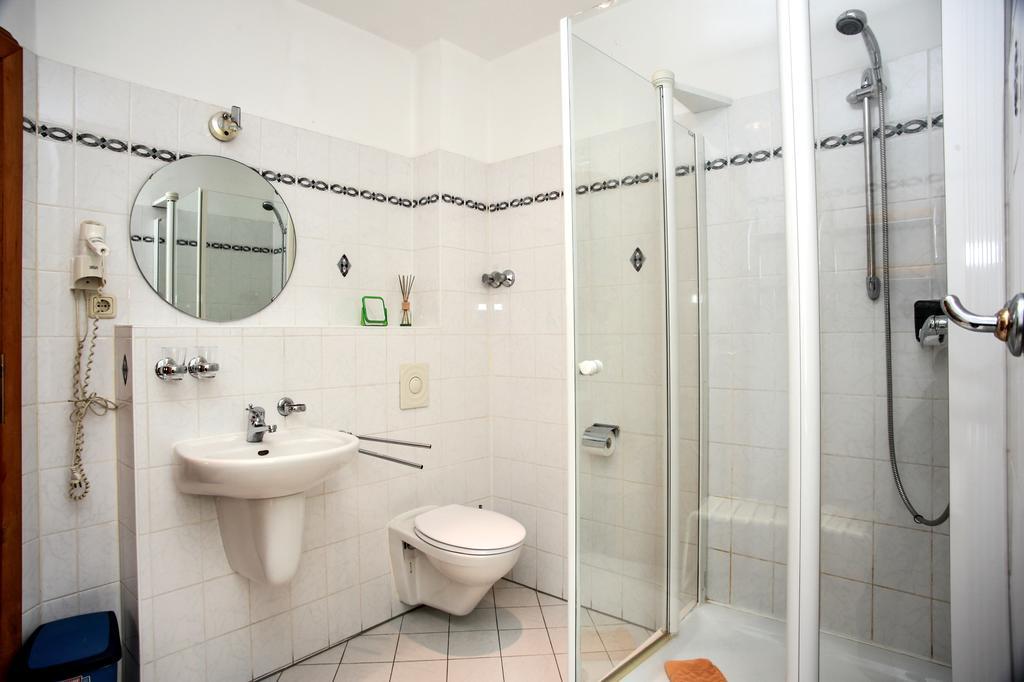 Hotel Haus Belger Großziethen Zewnętrze zdjęcie